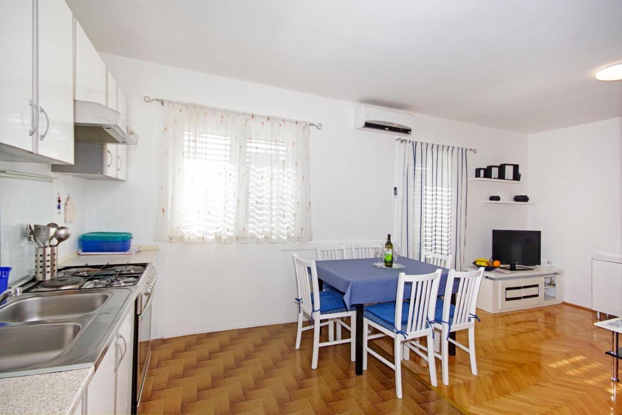 Apartment Danica Makarska Ngoại thất bức ảnh
